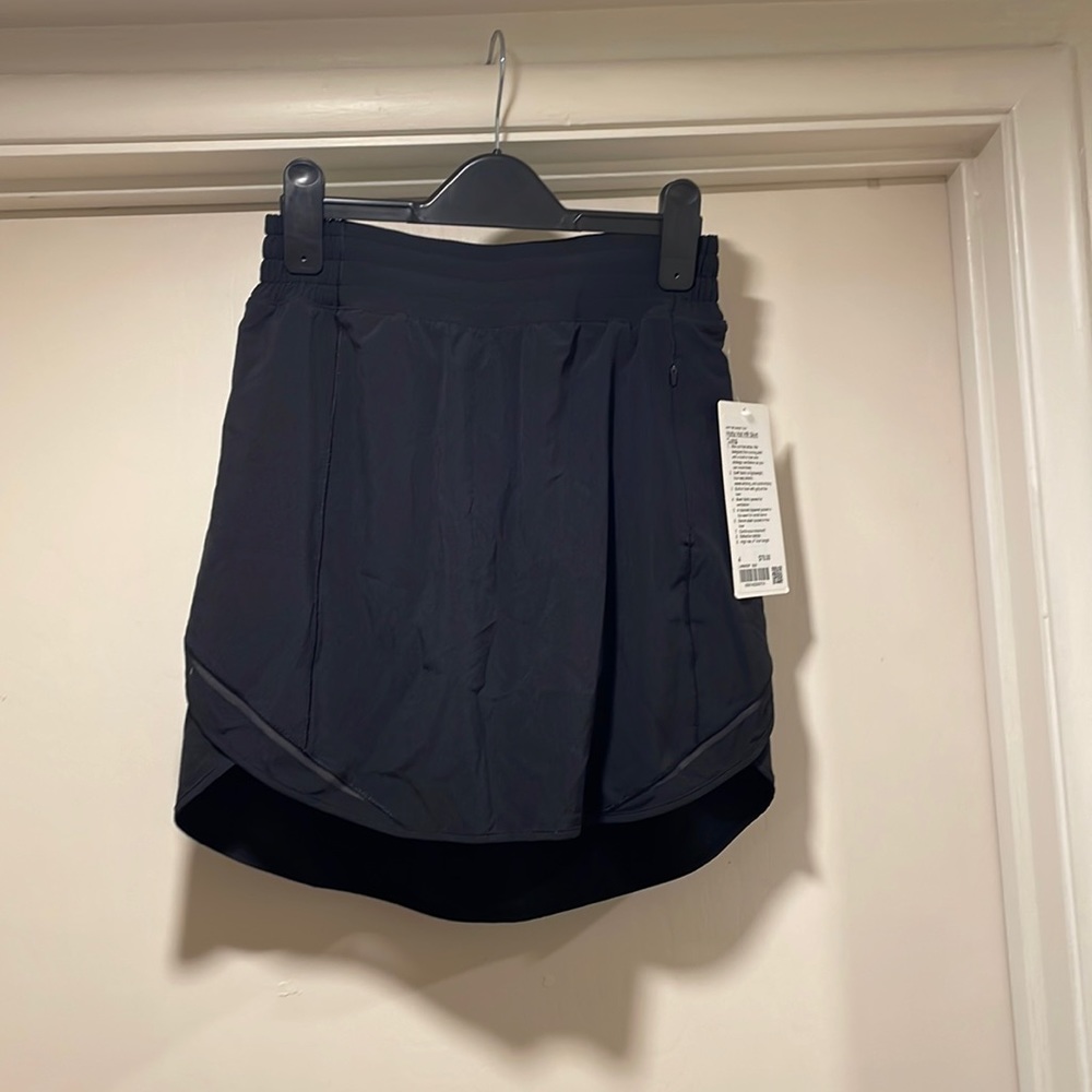 NWT Lululemon Hotty Hot HR Skirt-Long